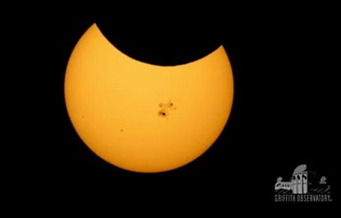 partial-solar-eclipse-griffith-observatory-oct-2014-3