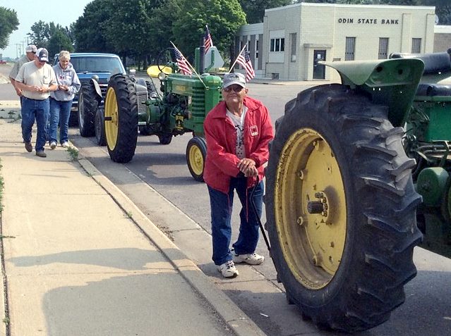 2015 sizzler tractorcade 3