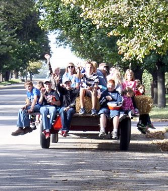 speedway builders 4-H hay ride