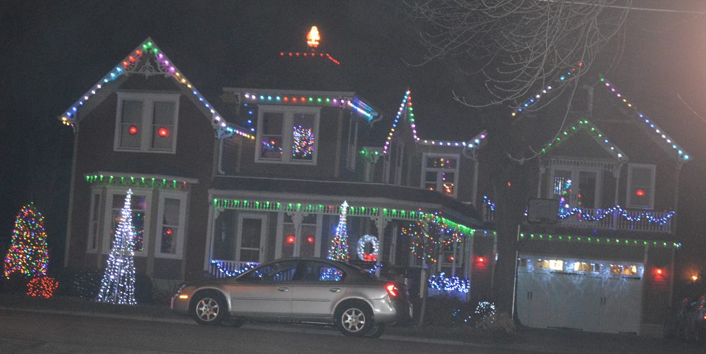 2015 xmas lights 3