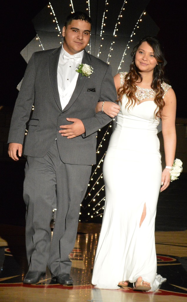 2016 bohs prom 4 tiana