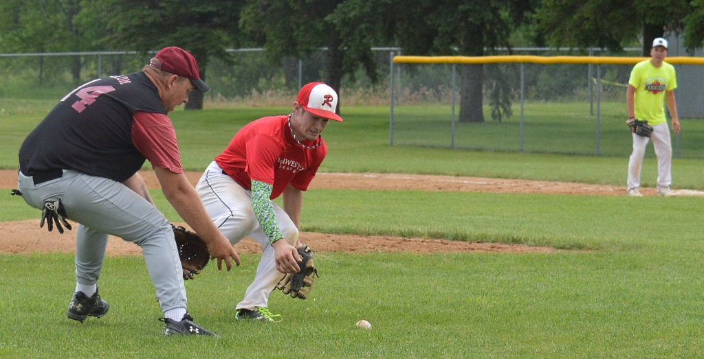 pow wow alumni baseball 3