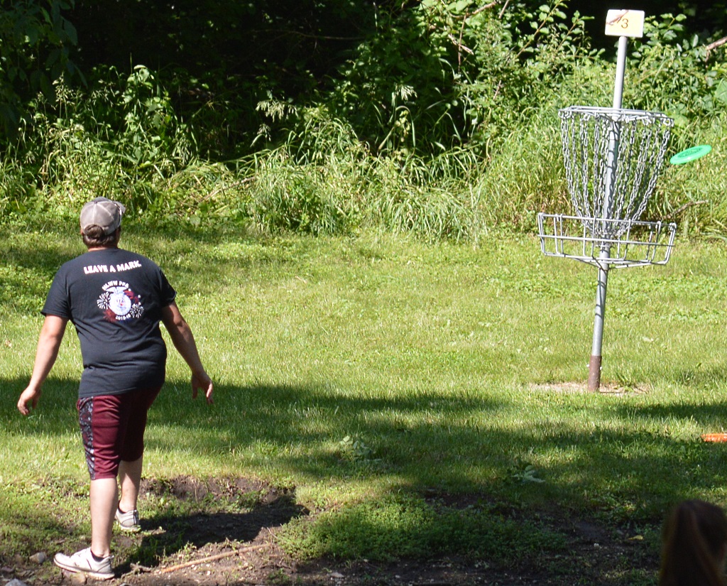 pow wow disc golf 6