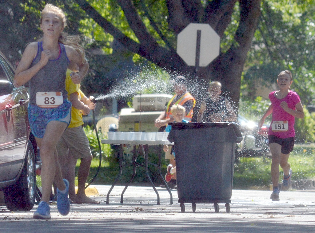 pow wow road race older half mile first in