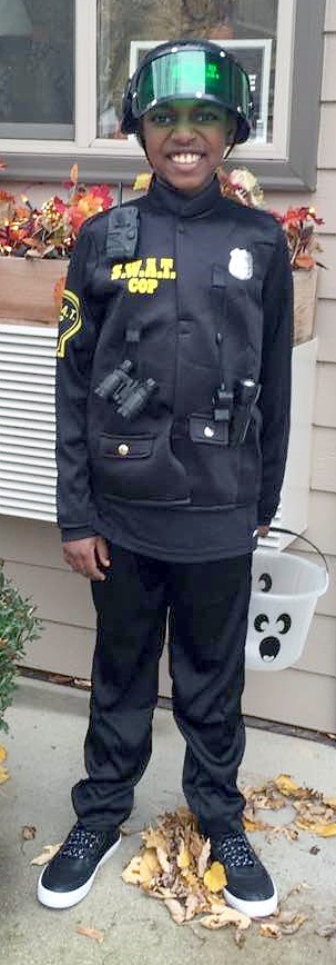 2016-halloween-sawyer
