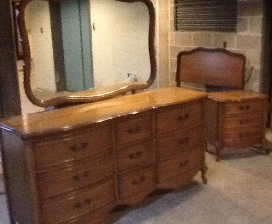 COMPLETE SET - TRIPLE dresser with large mirror, night stand and single bed.